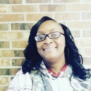 Meet your Posher, Kelley